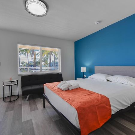 Amazing Balcony Studio At The Beach With Parking -M44 Голлівуд Екстер'єр фото